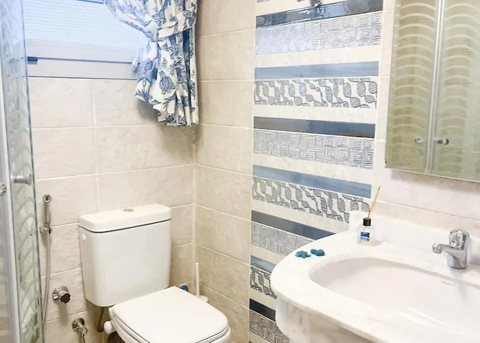 Apartment 3 Bedrooms Overlooking Golf *